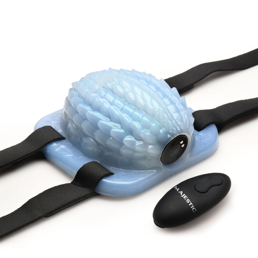 Soft adjustable straps on the Eryndel grinder